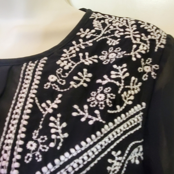 ASOS Collection Black and White Embroidered Romper, Size 6 - Picture 7 of 16